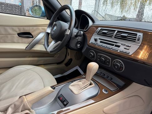 Used 2003 BMW Z4 2.5i image 25