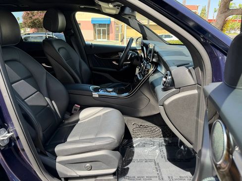 Used 2019 Mercedes-Benz GLC 300 image 17