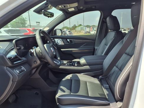 New 2026 Buick Enclave Avenir w/ Super Cruise Package FWD image 12