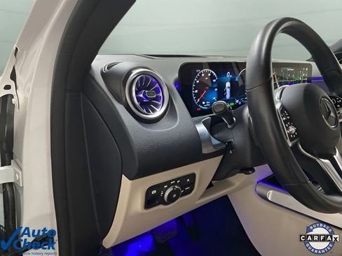 Used 2023 Mercedes-Benz EQB 300 4MATIC w/ Pinnacle Package image 30