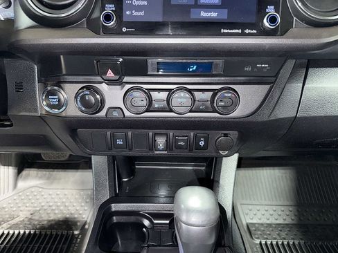 Used 2023 Toyota Tacoma TRD Sport AWD/4WD image 22