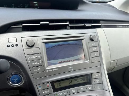 Used 2013 Toyota Prius Four FWD image 30