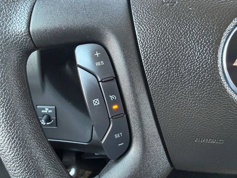 Used 2025 Chevrolet Express 2500 Extended w/ Driver Convenience Package RWD image 30