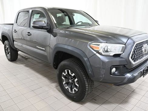 Used 2019 Toyota Tacoma TRD Off-Road image 15