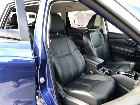 Used 2018 Nissan Rogue SL FWD image 16