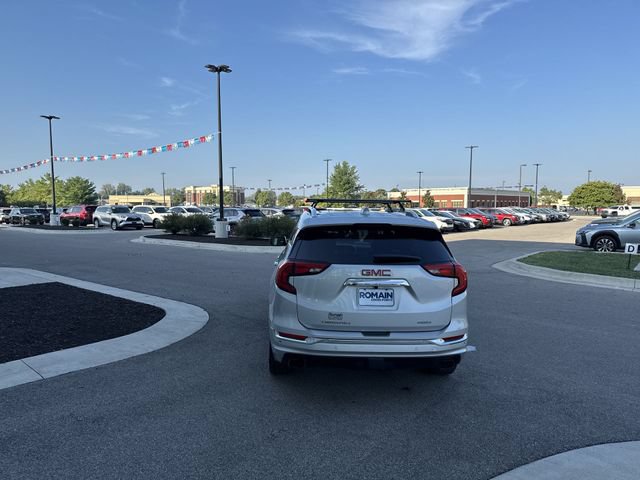 Used 2018 GMC Terrain Denali w/ LPO, 'HIT The Road' Package AWD/4WD image 4