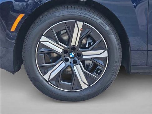 Used 2026 BMW iX xDrive45 image 17