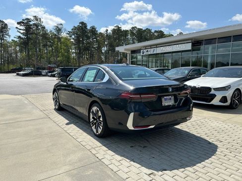 New 2026 BMW 530i w/ Premium Package RWD image 4