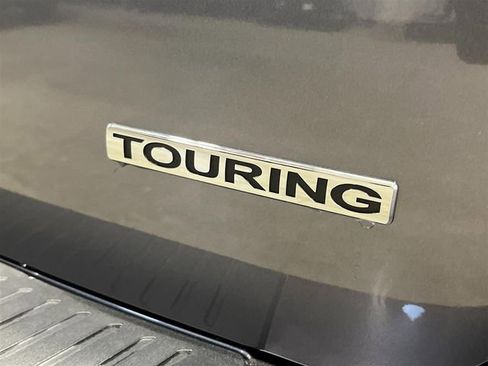 New 2026 Honda Odyssey Touring image 10