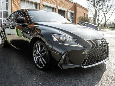Used 2019 Lexus IS 300 F Sport w/ F Sport Package image 6