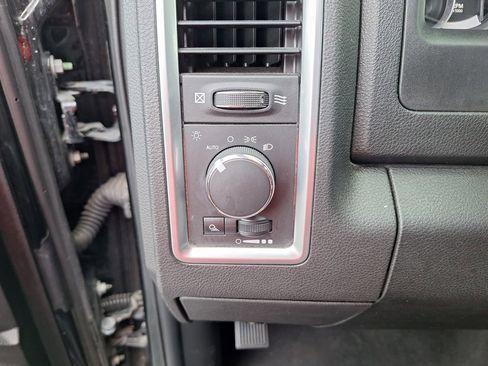 Used 2023 RAM 1500 Classic SLT w/ Trailer & Traction Group image 6