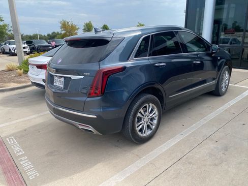 Used 2020 Cadillac XT5 Premium Luxury FWD image 6