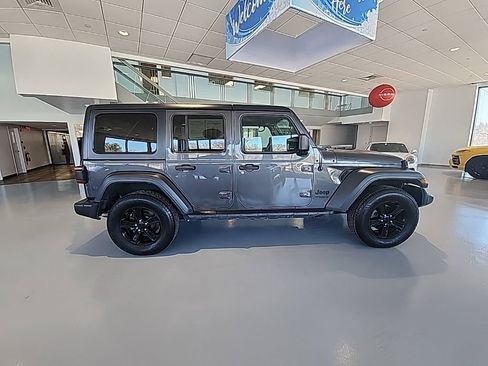 Used 2021 Jeep Wrangler Unlimited Sport image 6