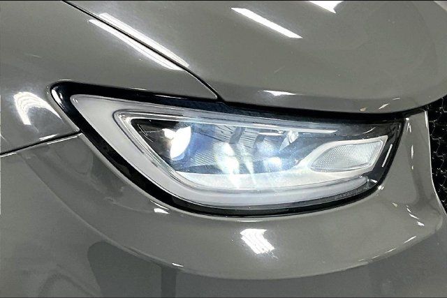 Used 2023 Chrysler Pacifica Touring-L FWD image 27