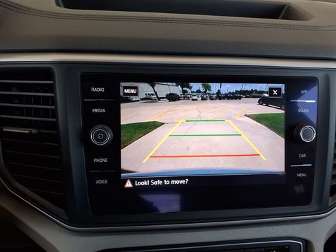 Used 2021 Volkswagen Atlas SE FWD image 28