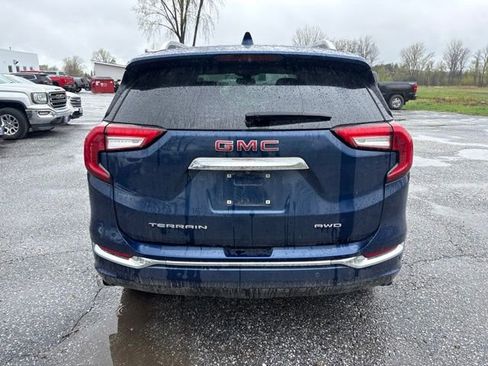 Used 2022 GMC Terrain Denali w/ LPO, Floor Liner Package AWD/4WD image 3