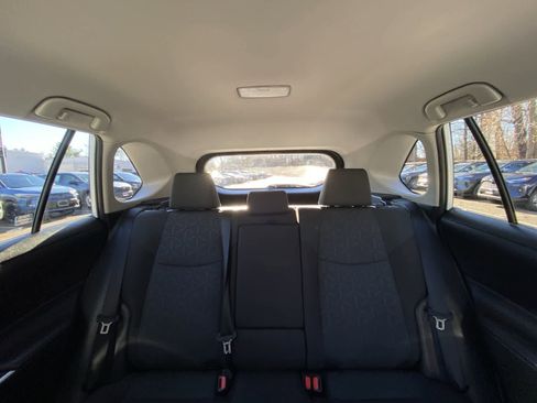 Used 2024 Toyota RAV4 XLE image 32