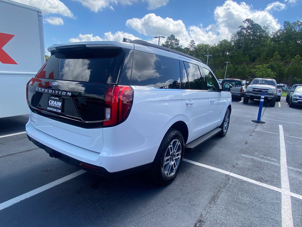 New 2026 Ford Expedition Active AWD/4WD image 7