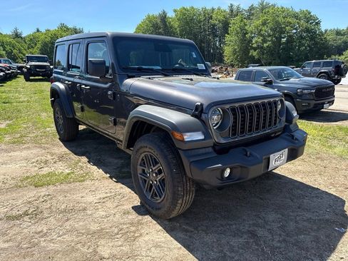 New 2026 Jeep Wrangler Unlimited Sport AWD/4WD image 7