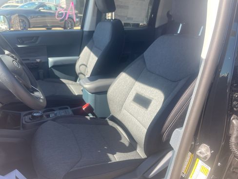 New 2025 Ford Maverick XLT w/ Black Appearance Package image 13