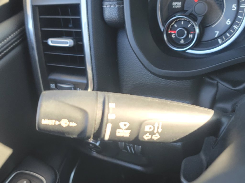 Used 2023 RAM 1500 Laramie AWD/4WD image 18
