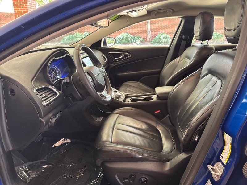 Used 2017 Chrysler 200 Limited Platinum FWD image 15