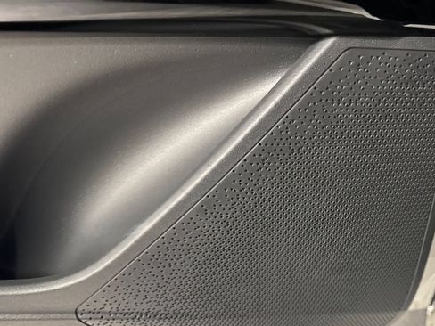 New 2026 Kia Niro Wind w/ Wind Preserve Package FWD image 16