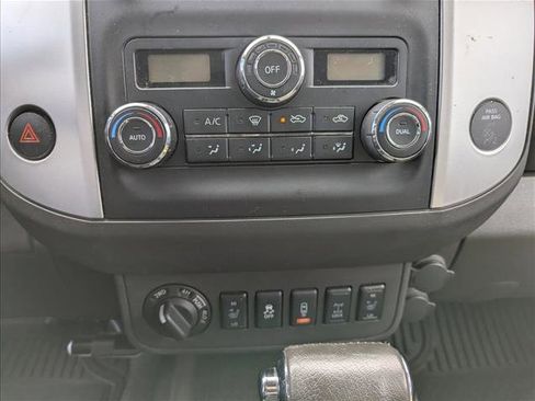 Used 2015 Nissan Frontier PRO-4X AWD/4WD image 19