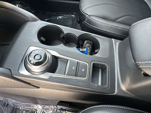 New 2026 Ford Escape Platinum w/ Premium Technology Package AWD/4WD image 13
