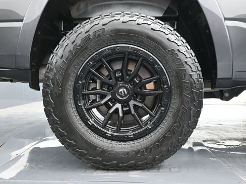 Used 2021 RAM 1500 Laramie image 17