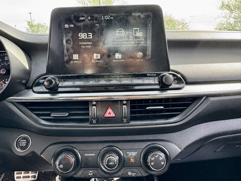 Certified 2021 Kia Forte GT-Line image 13