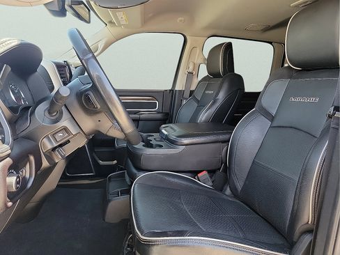 Used 2023 RAM 2500 Laramie AWD/4WD image 12