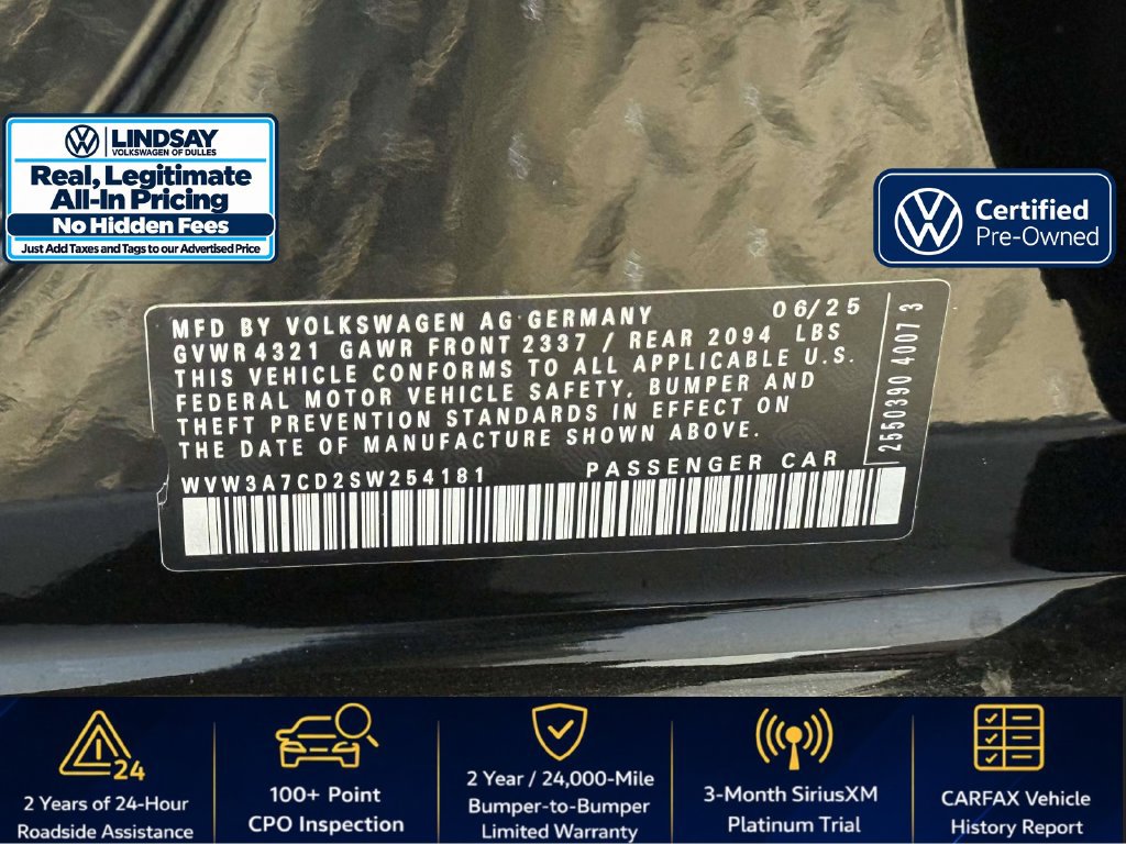Certified 2025 Volkswagen GTI SE FWD image 28