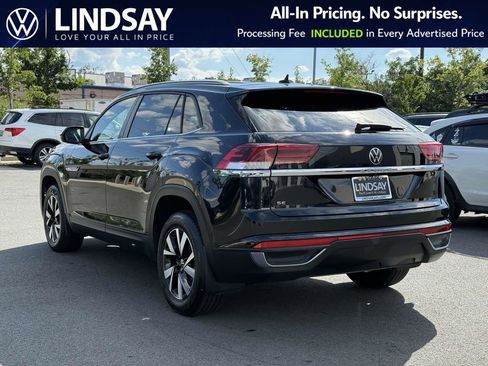 Used 2021 Volkswagen Atlas Cross Sport SE image 5