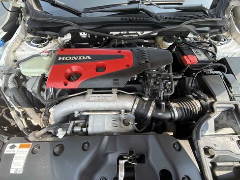 Used 2019 Honda Civic Type R image 27