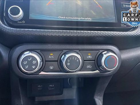 Used 2023 Nissan Kicks SV FWD image 32