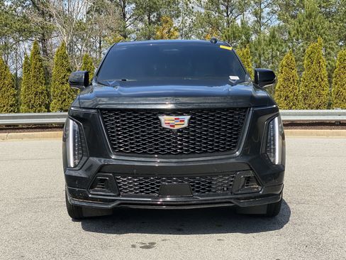Used 2026 Cadillac Escalade V image 13