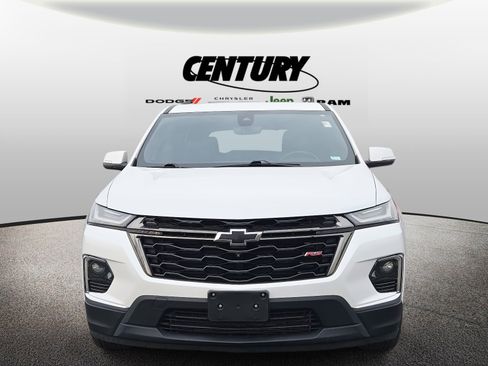 Used 2022 Chevrolet Traverse RS w/ LPO, Floor Liner Package image 9