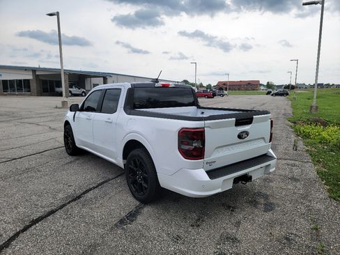 Used 2025 Ford Maverick Lobo AWD/4WD image 6