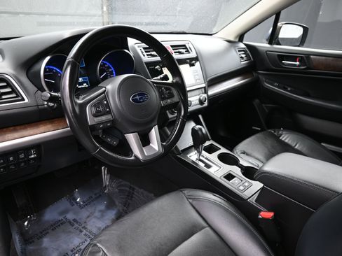 Used 2016 Subaru Outback 2.5i Limited image 14
