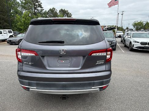 Used 2021 Honda Pilot Touring image 9