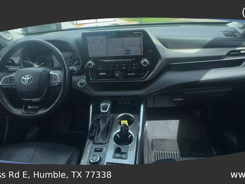 Used 2020 Toyota Highlander Limited AWD/4WD image 8