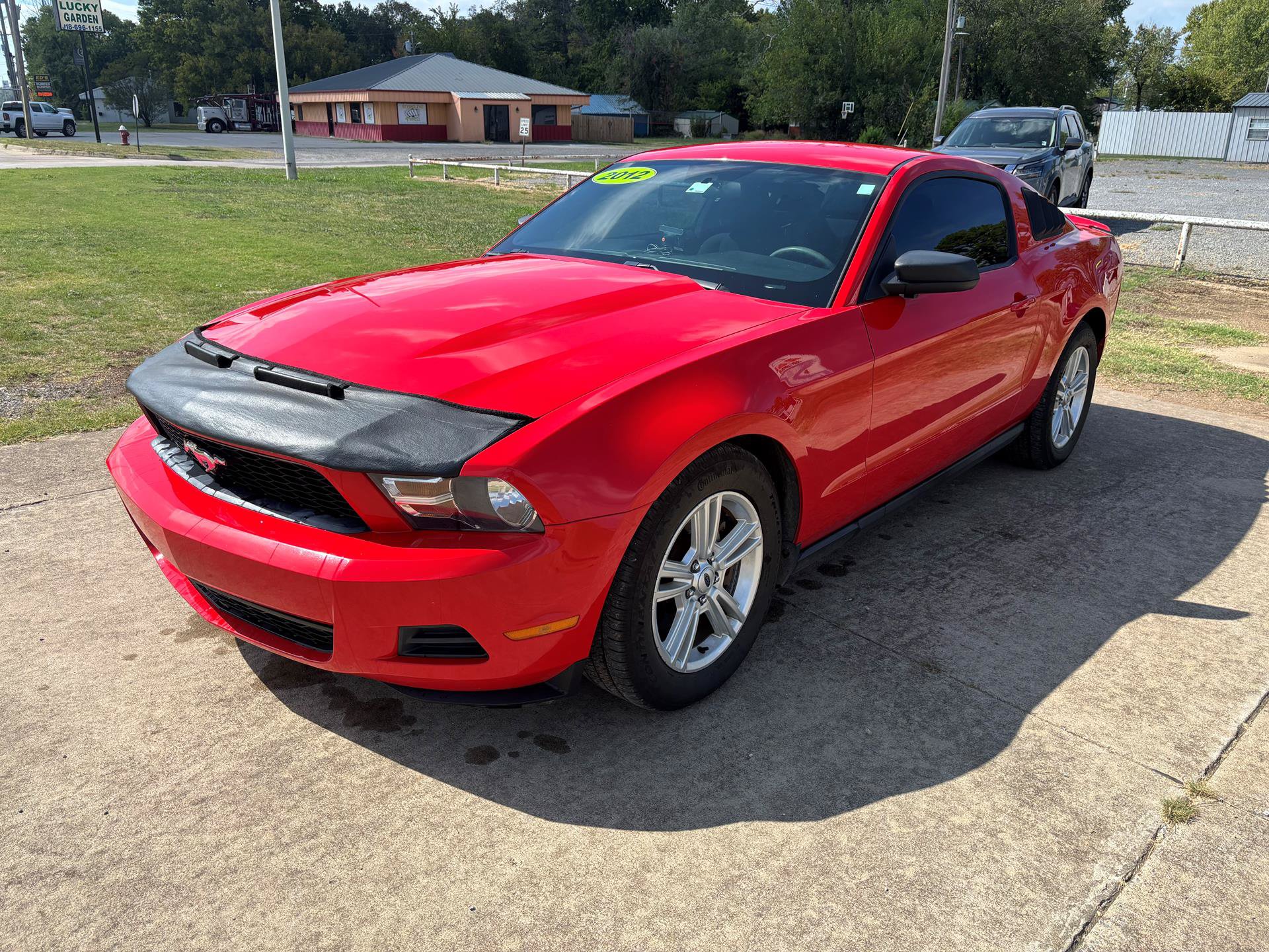 Used 2012 Ford Mustang Coupe RWD image 3