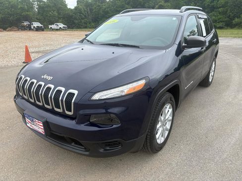 Used 2016 Jeep Cherokee Sport AWD/4WD image 7