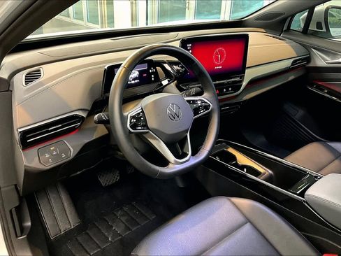 Used 2023 Volkswagen ID.4 S image 17