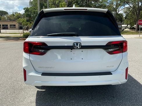 New 2026 Honda Odyssey Elite image 6