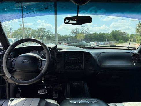 Used 2003 Ford F150 Harley-Davidson image 42