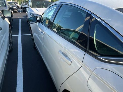 Used 2024 Honda Accord EX image 10