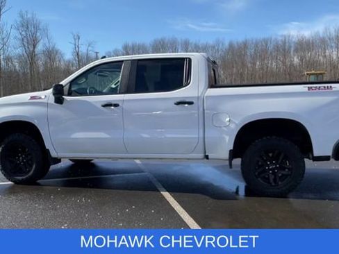 Used 2020 Chevrolet Silverado 1500 LT Trail Boss AWD/4WD image 7