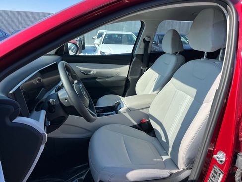 Used 2025 Hyundai Tucson SEL image 38